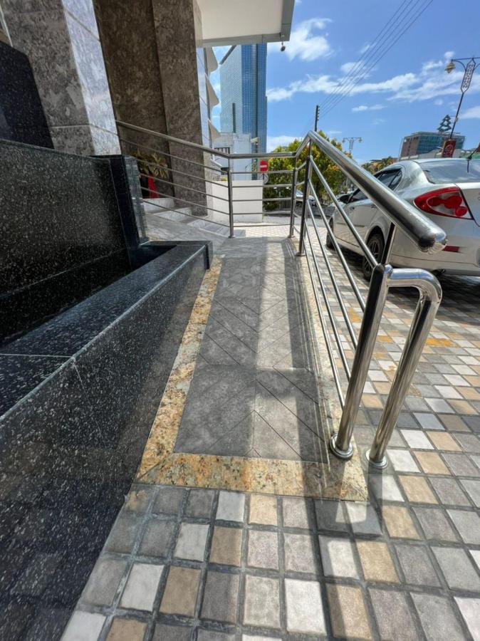 Nova Hotel Miri Eksteriør bilde