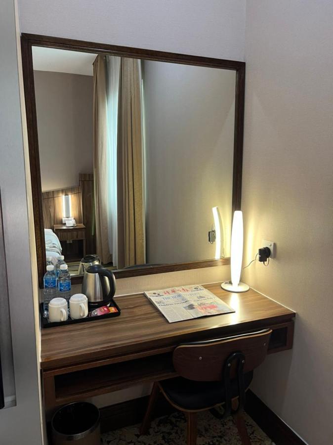 Nova Hotel Miri Eksteriør bilde